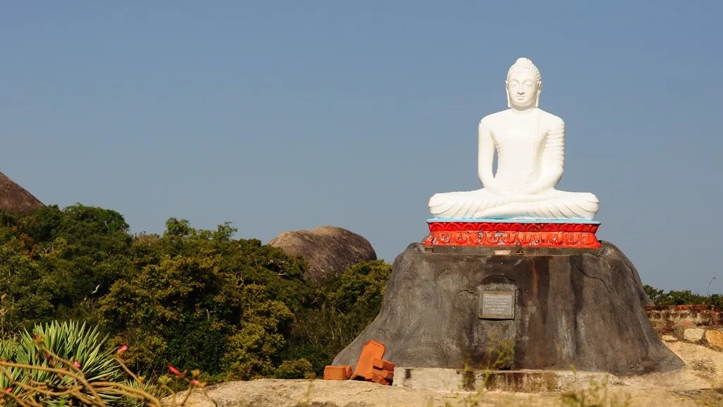 Historic stupa at Kudumbigala