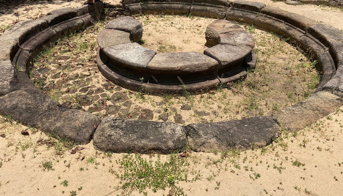 Traditional architecture at Lahugala